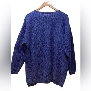 Gap Vintage Heavy Cable Knit sweater. Size Large. Blue